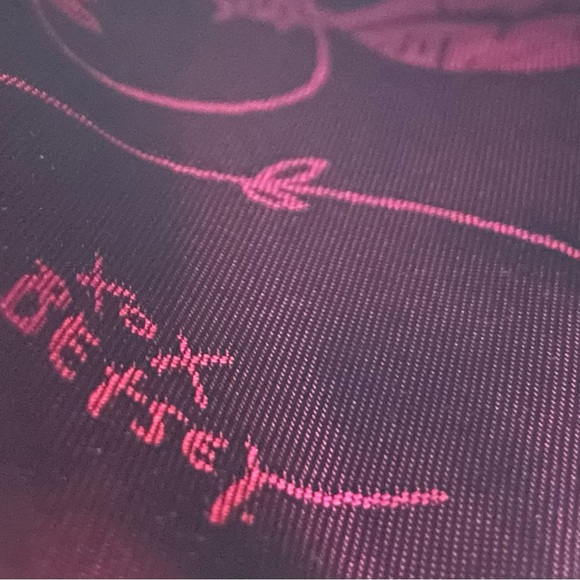 Betsey Johnson zip up bag. Measures apx 5 x 7“. GUC - Picture 7 of 7